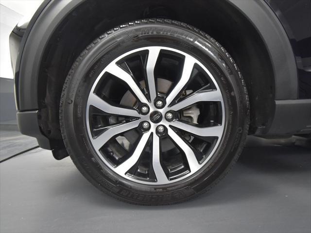 used 2024 Ford Explorer car, priced at $41,993