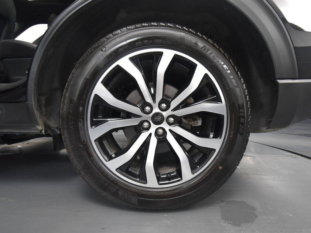 used 2024 Ford Explorer car, priced at $41,993