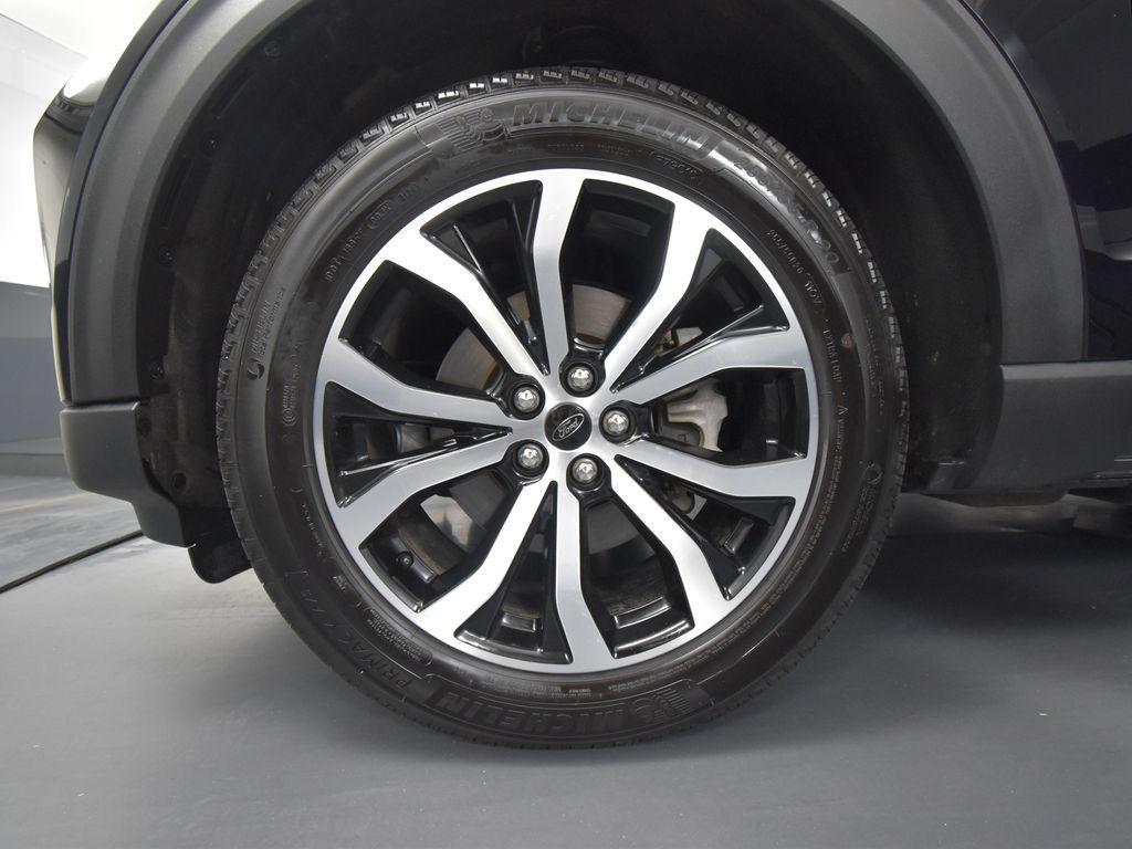 used 2024 Ford Explorer car, priced at $41,993