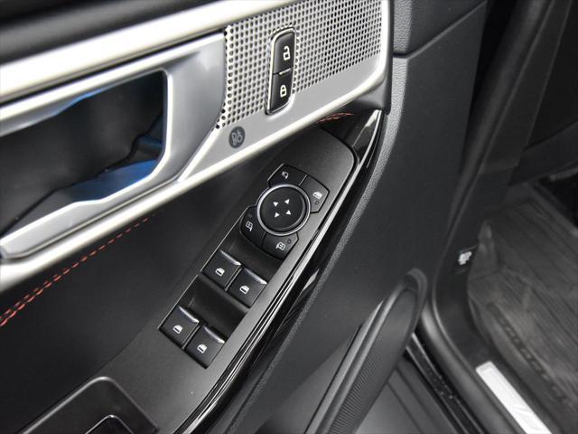used 2024 Ford Explorer car, priced at $41,993