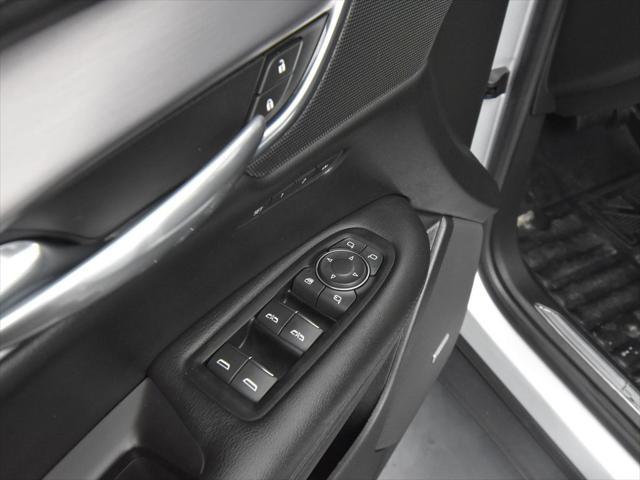 used 2017 Cadillac XT5 car, priced at $17,899