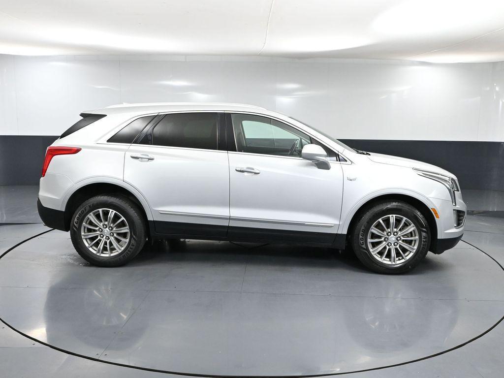 used 2017 Cadillac XT5 car, priced at $17,899