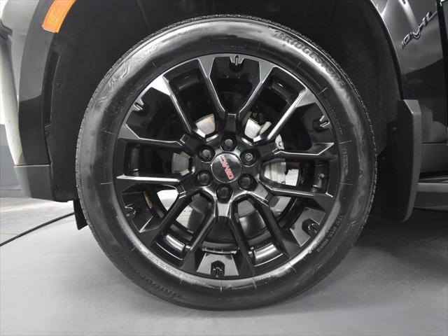 used 2023 GMC Yukon car, priced at $48,999