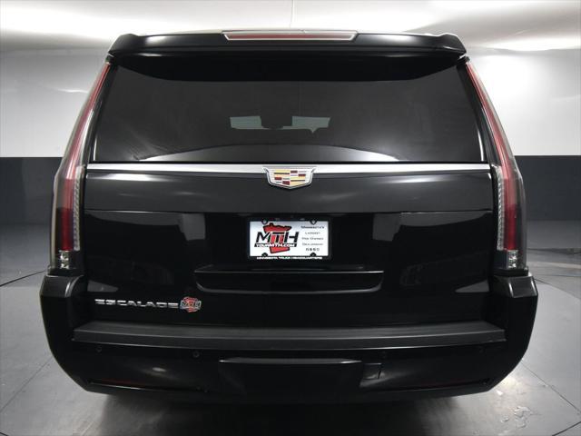used 2020 Cadillac Escalade ESV car, priced at $39,713
