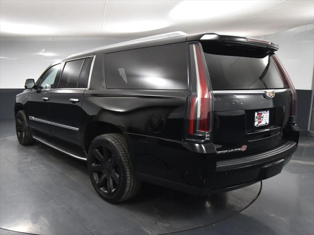 used 2020 Cadillac Escalade ESV car, priced at $39,713
