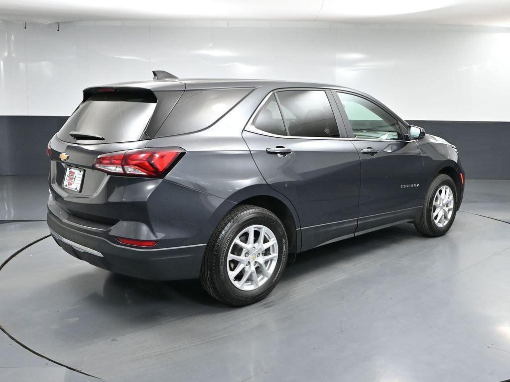 used 2022 Chevrolet Equinox car, priced at $17,393