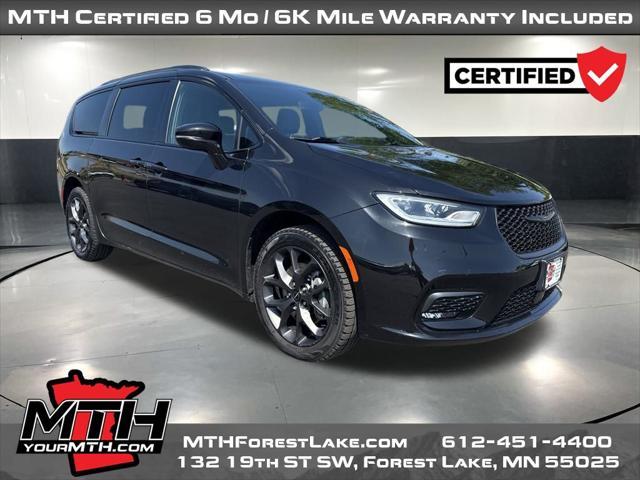 used 2022 Chrysler Pacifica car, priced at $28,299