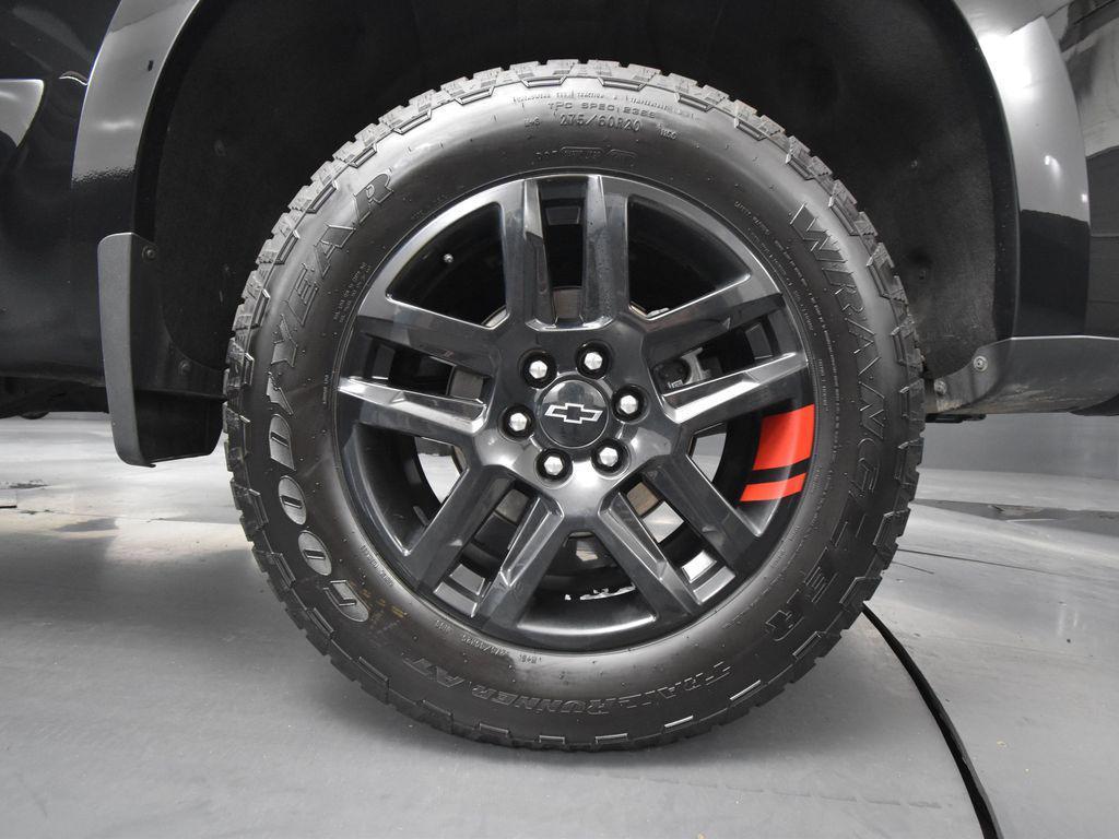 used 2025 Chevrolet Silverado 1500 car, priced at $51,293