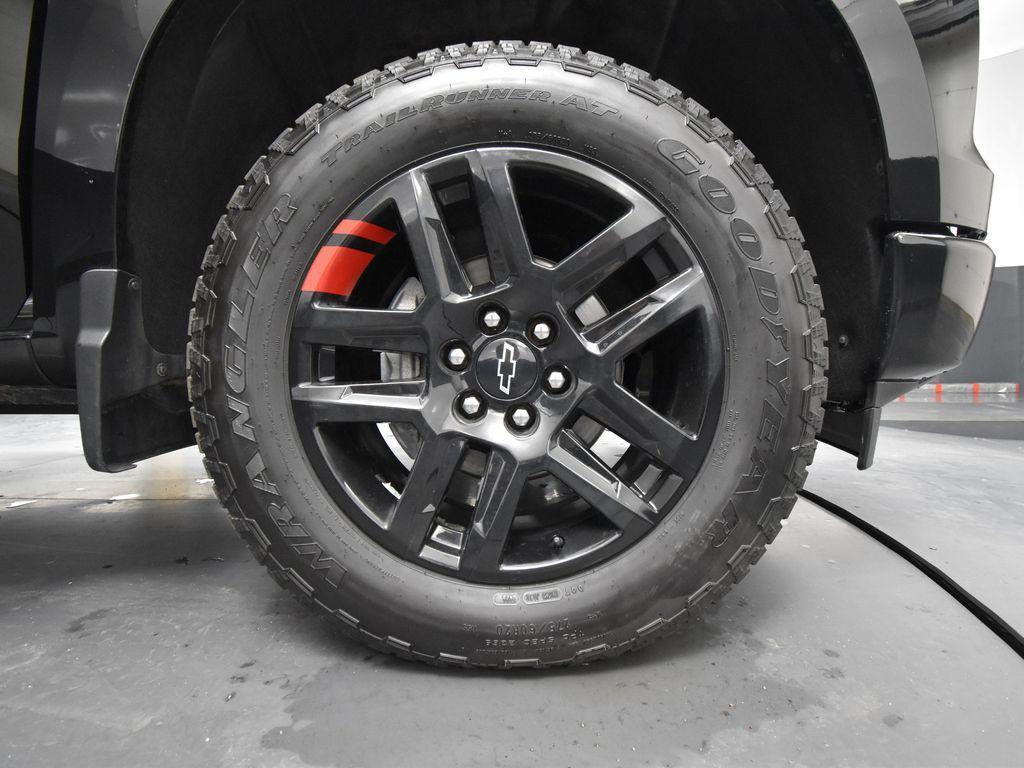 used 2025 Chevrolet Silverado 1500 car, priced at $51,293