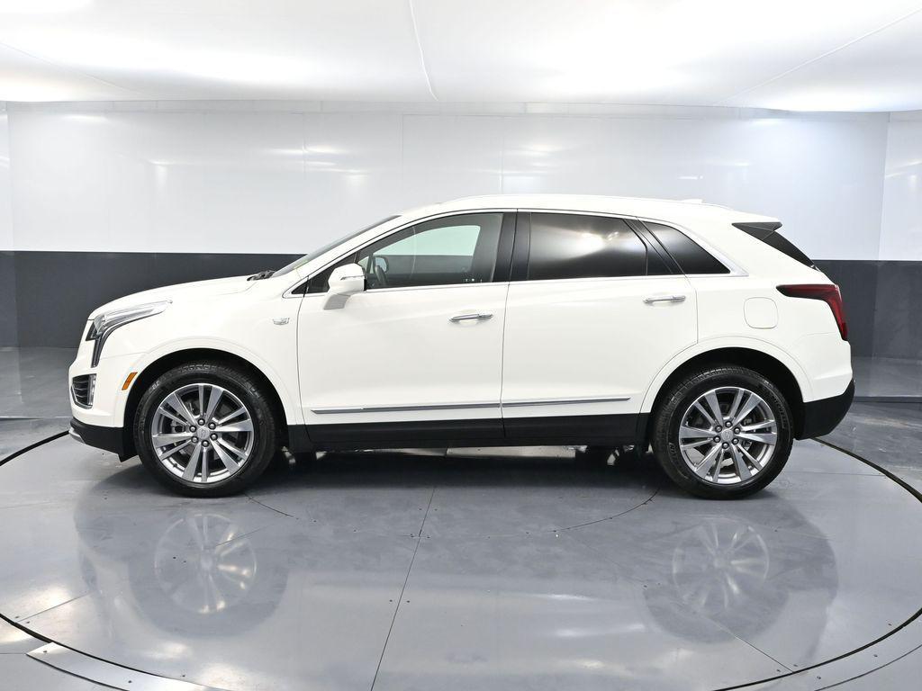 used 2024 Cadillac XT5 car, priced at $32,593
