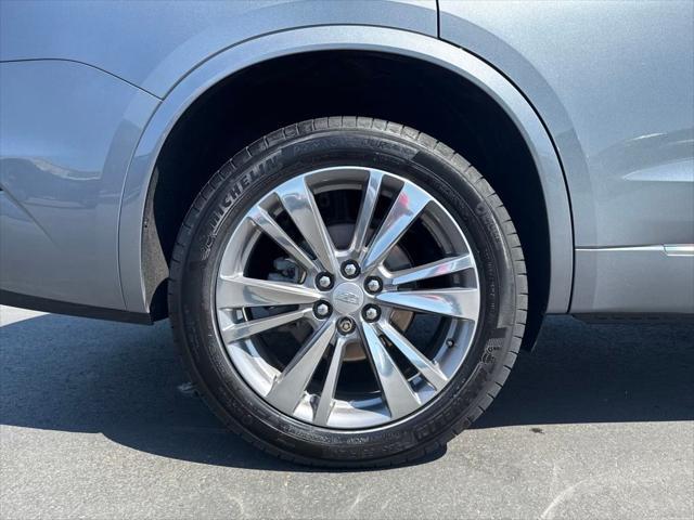 used 2022 Cadillac XT6 car, priced at $37,999
