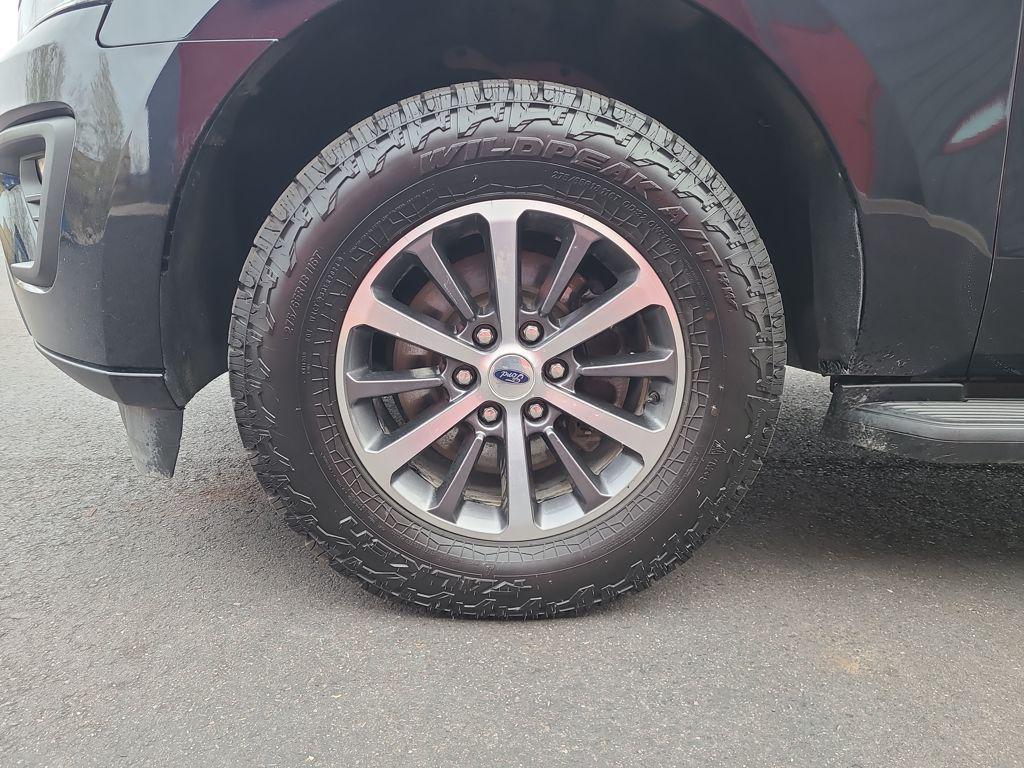 used 2021 Ford Expedition car, priced at $23,393