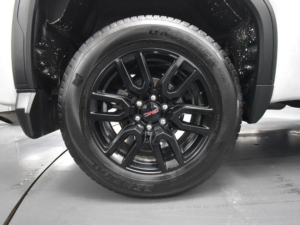 used 2024 GMC Sierra 1500 car, priced at $44,993