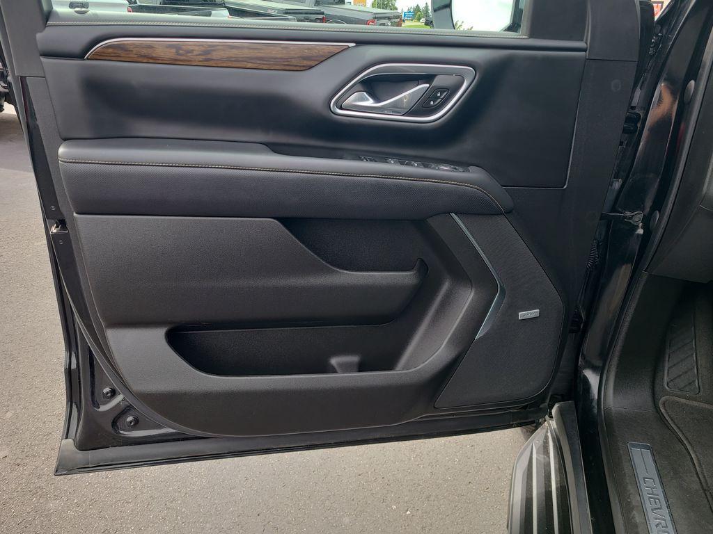 used 2023 Chevrolet Suburban car, priced at $51,393