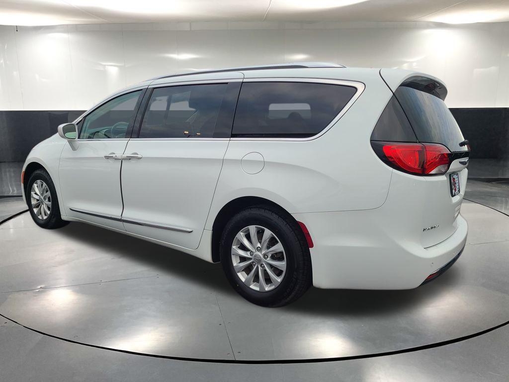 used 2018 Chrysler Pacifica car, priced at $14,693