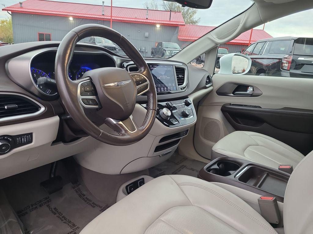 used 2018 Chrysler Pacifica car, priced at $14,693