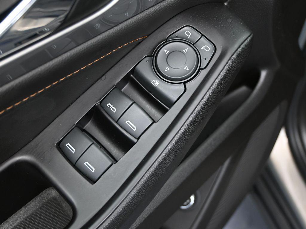 used 2019 Chevrolet Traverse car, priced at $20,293