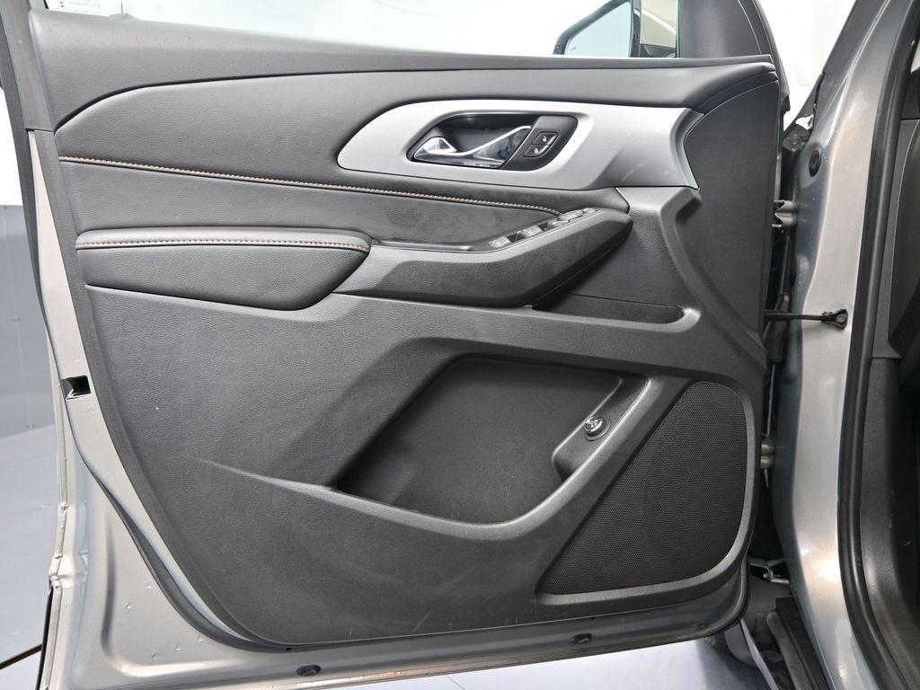 used 2019 Chevrolet Traverse car, priced at $20,293