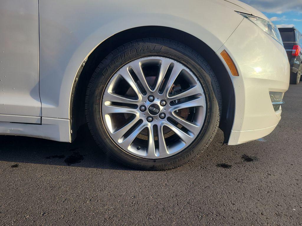 used 2013 Lincoln MKZ car, priced at $10,193