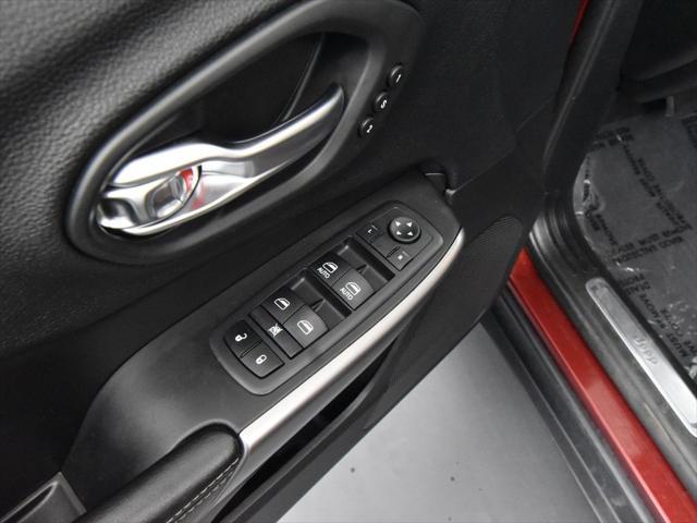 used 2020 Jeep Cherokee car, priced at $21,699