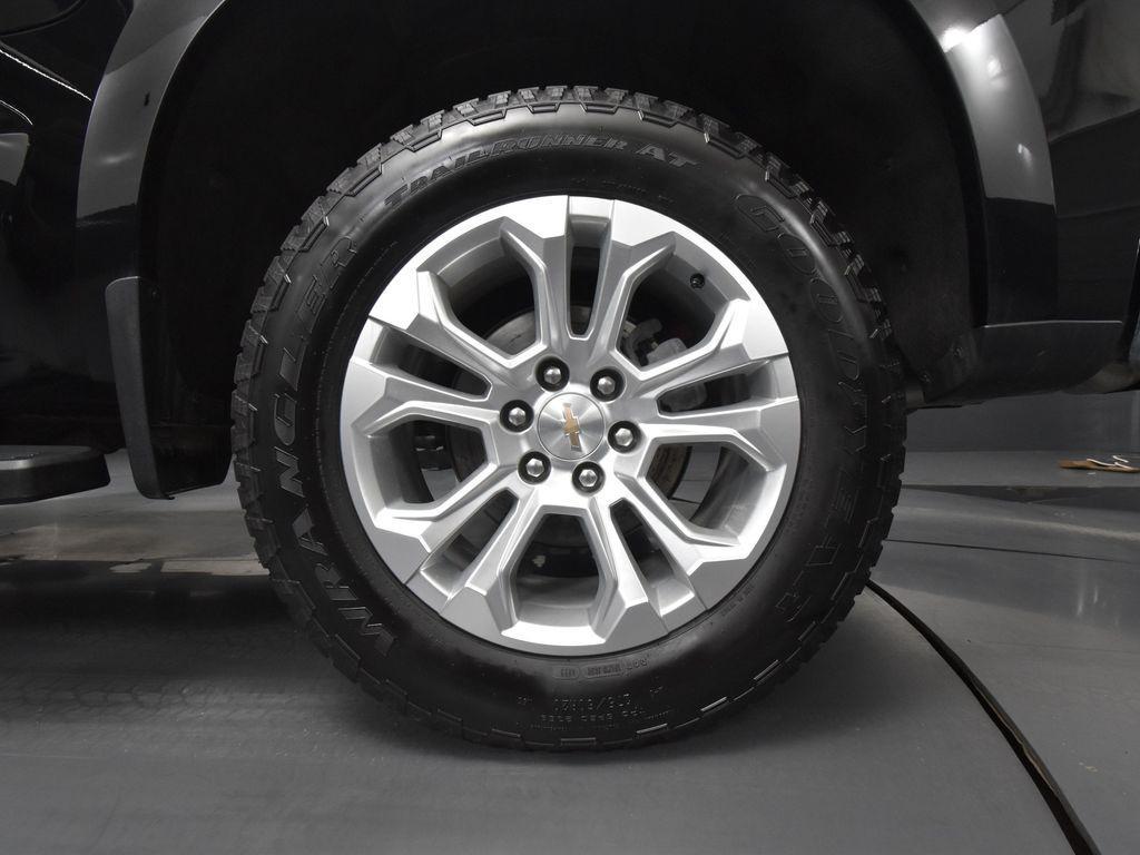 used 2024 Chevrolet Silverado 1500 car, priced at $51,993