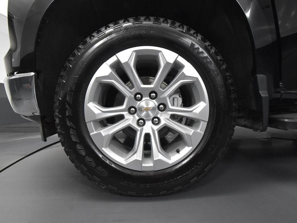 used 2024 Chevrolet Silverado 1500 car, priced at $51,993