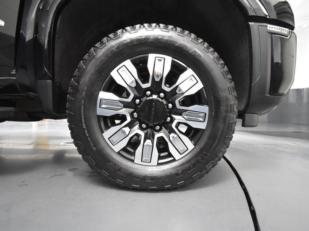 used 2024 GMC Sierra 2500 car, priced at $69,993