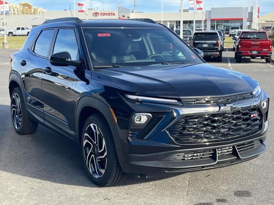 new 2025 Chevrolet TrailBlazer car, priced at $26,585