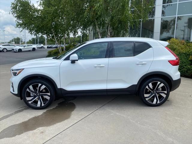 new 2025 Volvo XC40 car, priced at $52,215