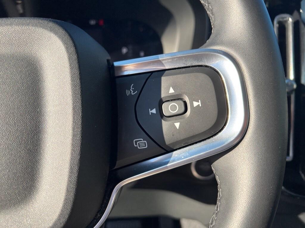used 2025 Volvo XC40 car, priced at $33,428