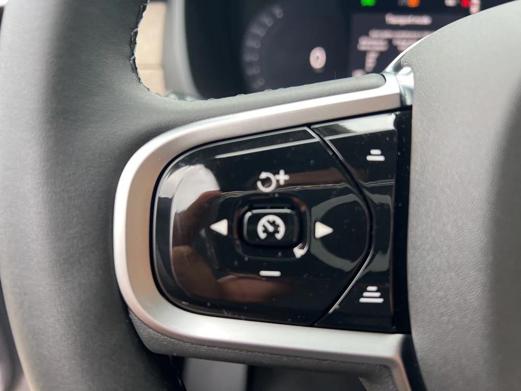 new 2026 Volvo XC90 car, priced at $71,825