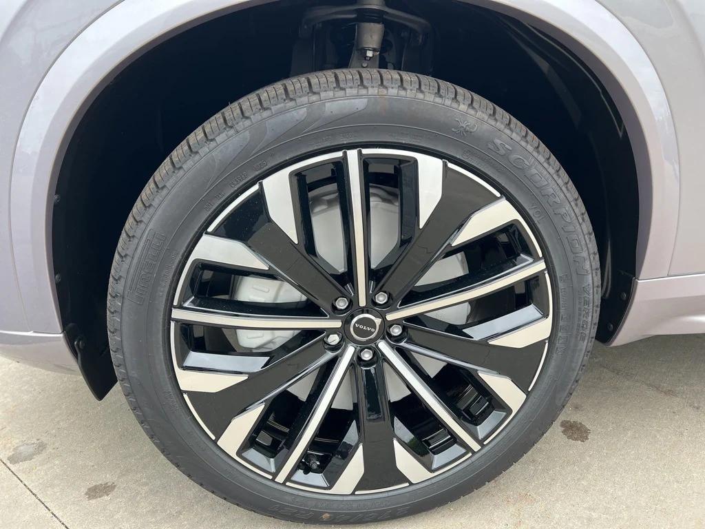 new 2026 Volvo XC90 car, priced at $71,825