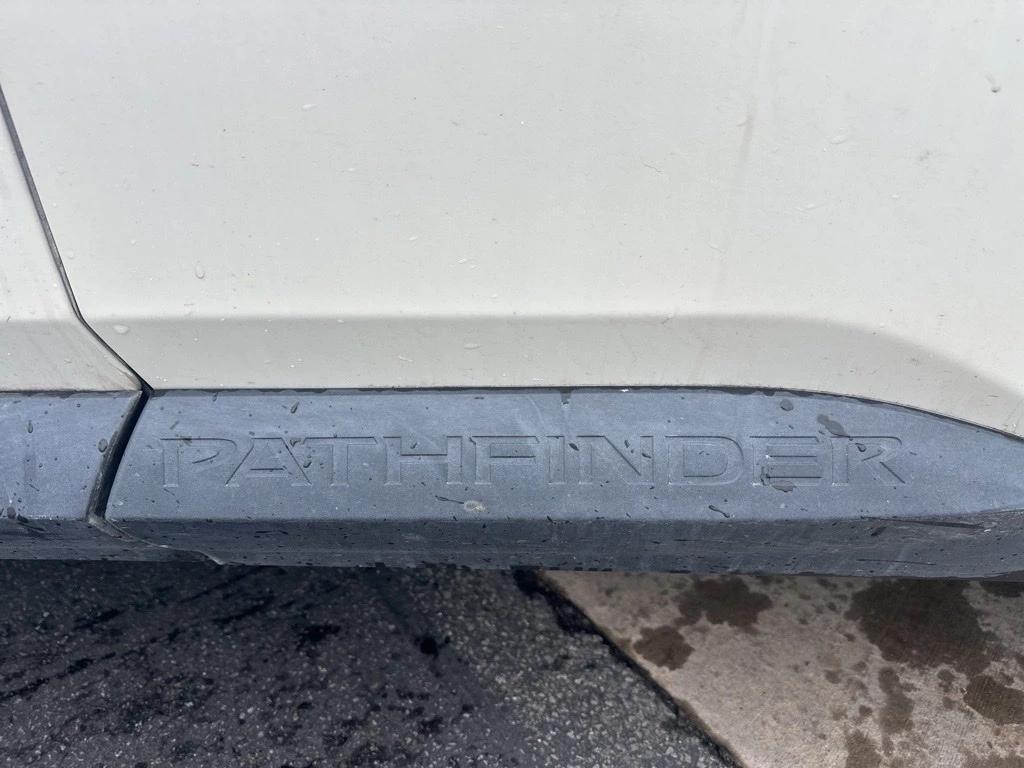 used 2022 Nissan Pathfinder car, priced at $28,995