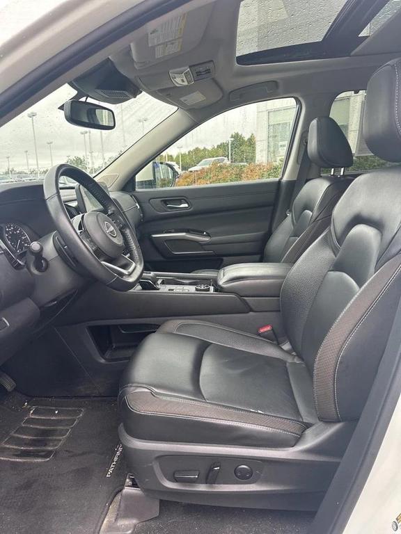 used 2022 Nissan Pathfinder car, priced at $28,995
