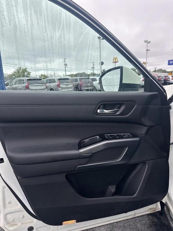 used 2022 Nissan Pathfinder car, priced at $28,995