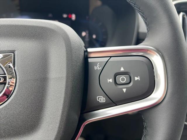 new 2025 Volvo XC40 car, priced at $48,335