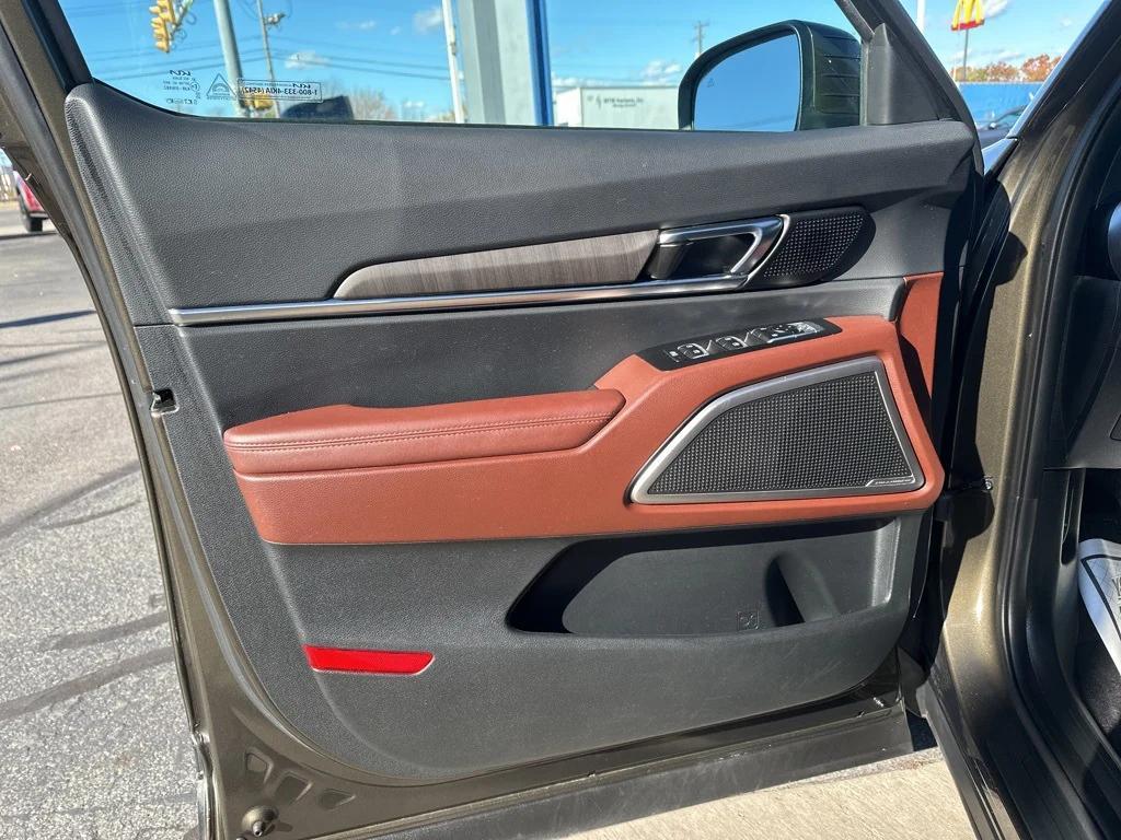 used 2024 Kia Telluride car, priced at $35,642