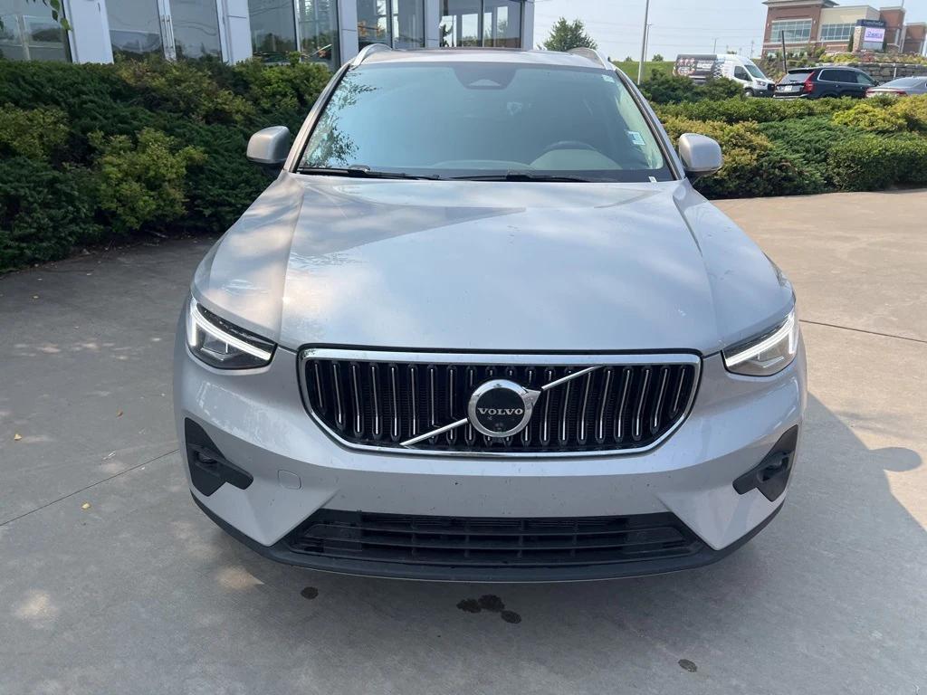 used 2025 Volvo XC40 car, priced at $34,595