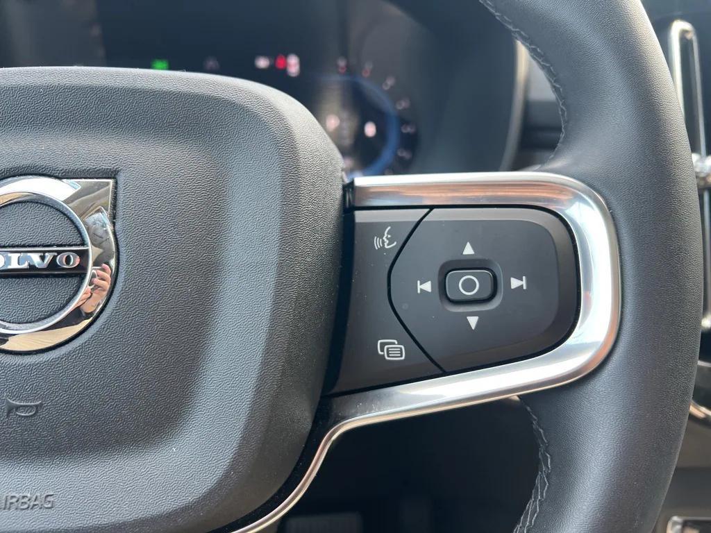used 2025 Volvo XC40 car, priced at $34,995