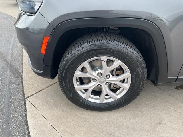 used 2021 Jeep Grand Cherokee L car, priced at $27,995