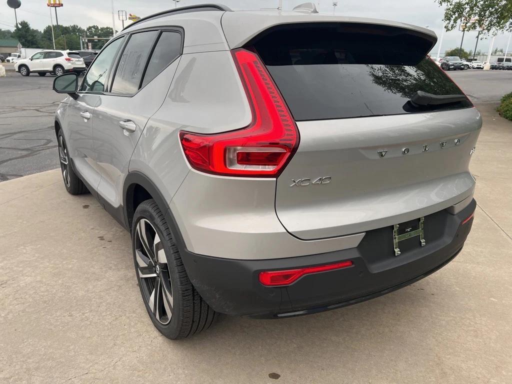 used 2025 Volvo XC40 car, priced at $35,995