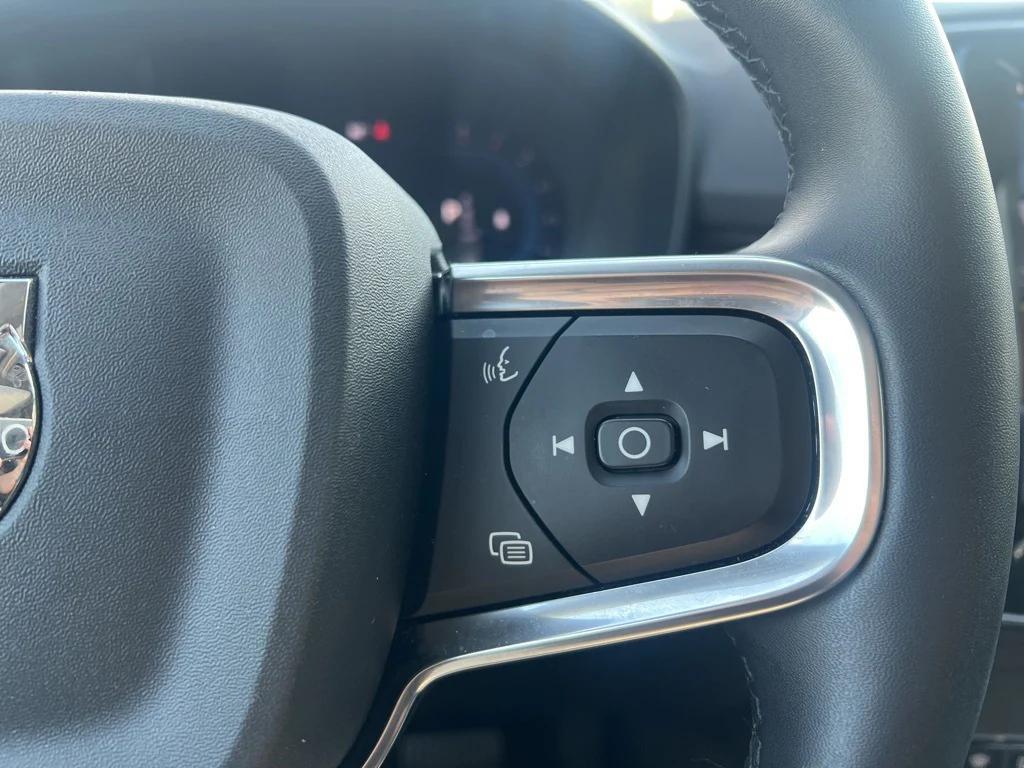 used 2025 Volvo XC40 car, priced at $33,995