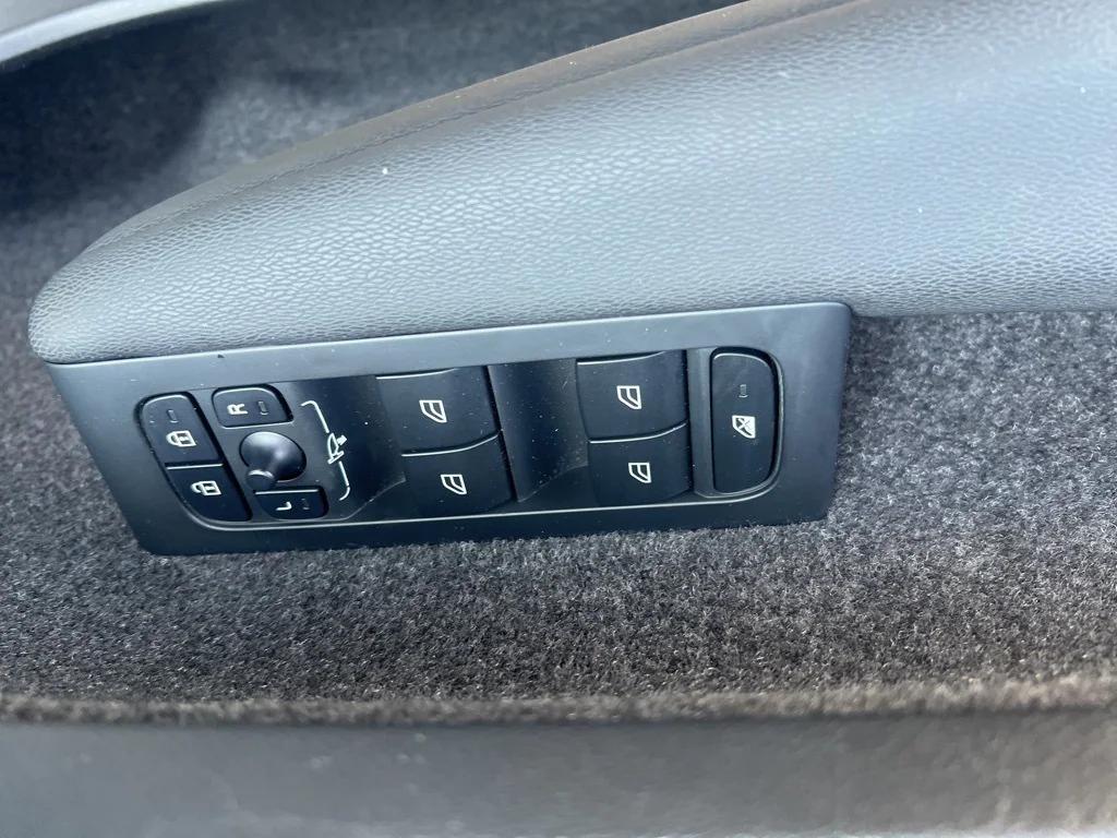 used 2025 Volvo XC40 car, priced at $33,995