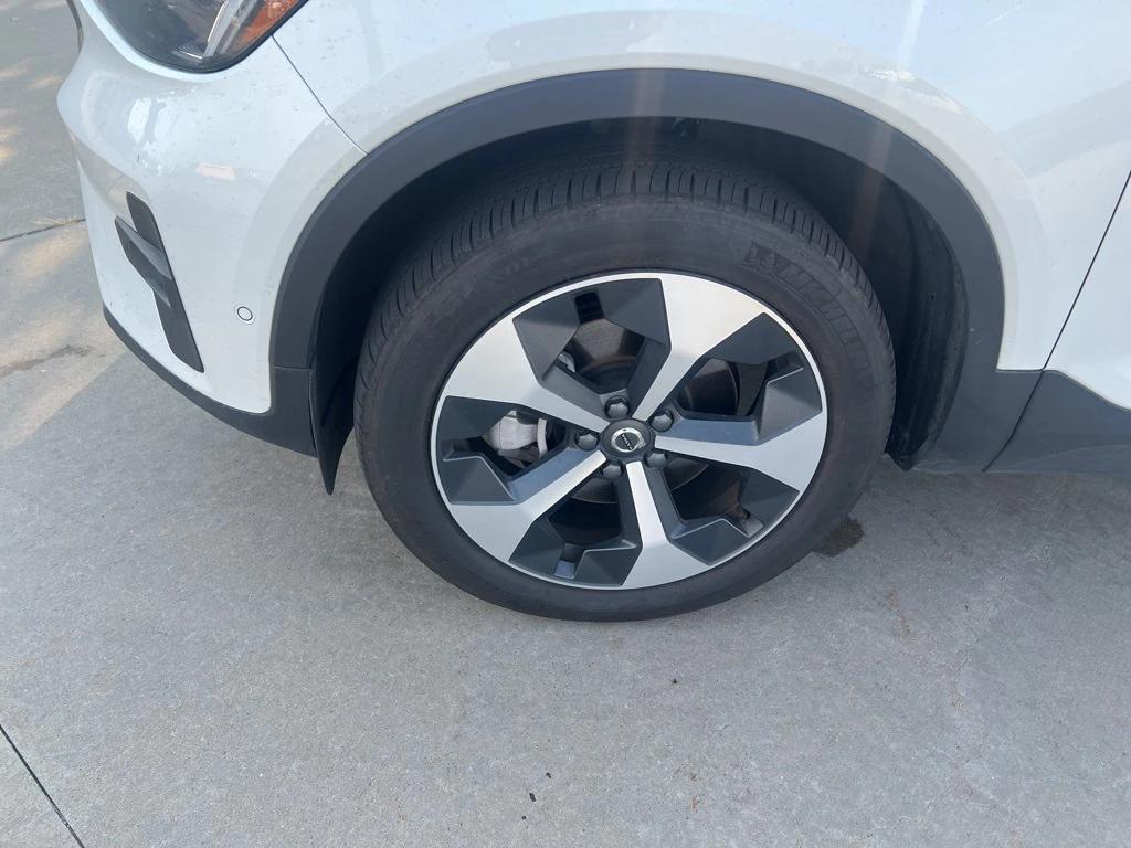 used 2025 Volvo XC40 car, priced at $33,995