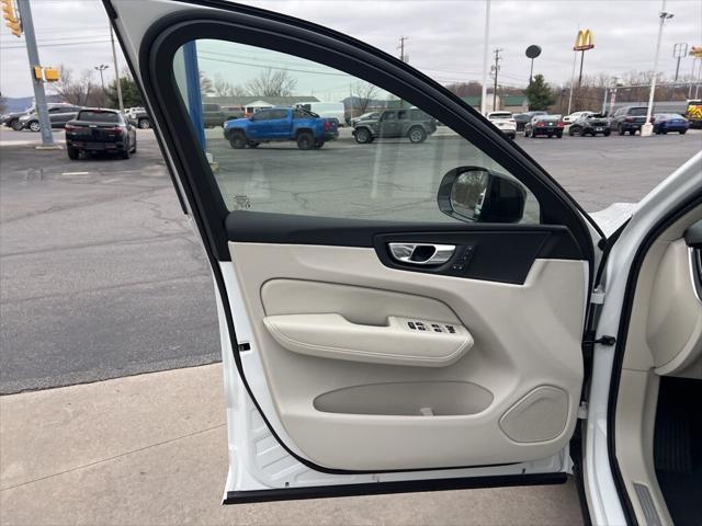 new 2025 Volvo XC60 Plug-In Hybrid car, priced at $66,260