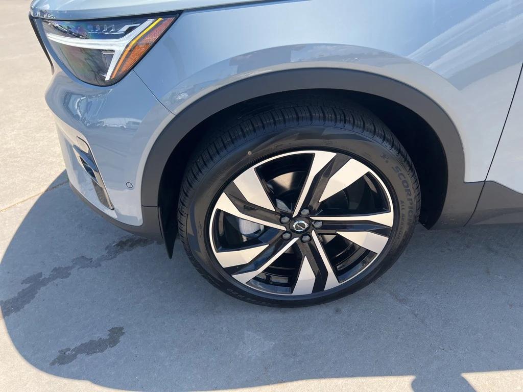 new 2026 Volvo XC40 car, priced at $54,200