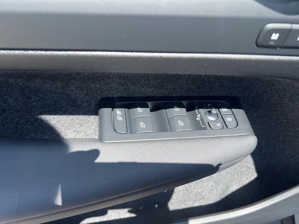 new 2026 Volvo XC40 car, priced at $54,200