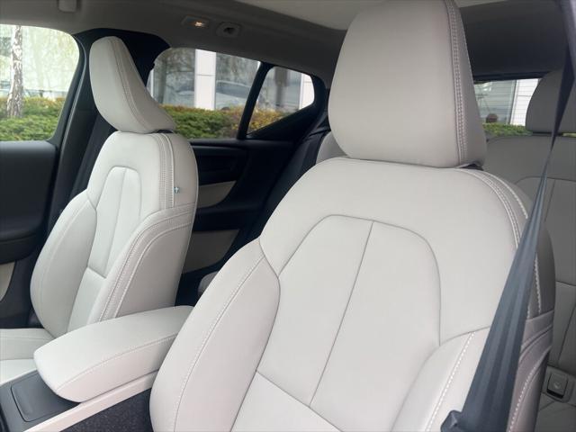 new 2025 Volvo XC40 car, priced at $52,235