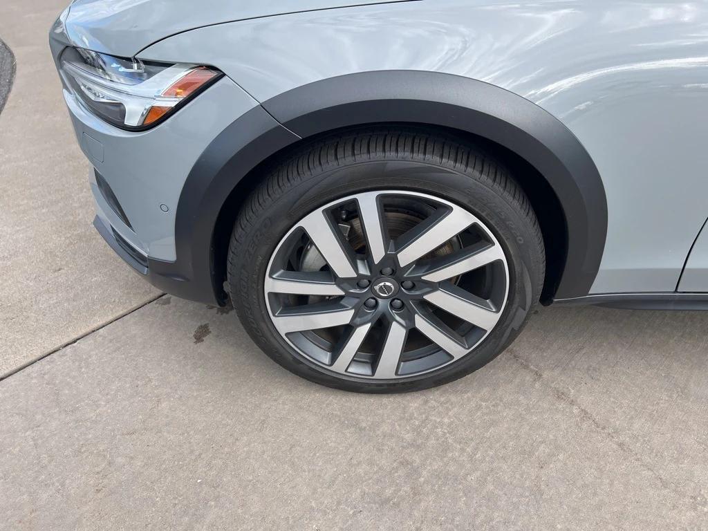 used 2025 Volvo V90 Cross Country car, priced at $55,790