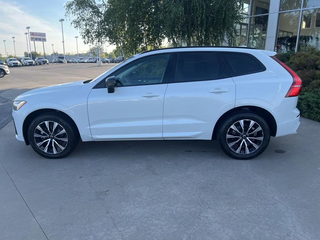 used 2024 Volvo XC60 car, priced at $41,989